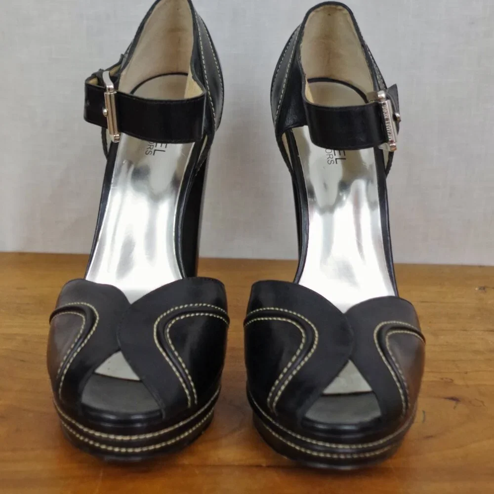 Michael; Michael Kors Platform High Open Toed Heels Size 9.5M - Picture 7 of 12